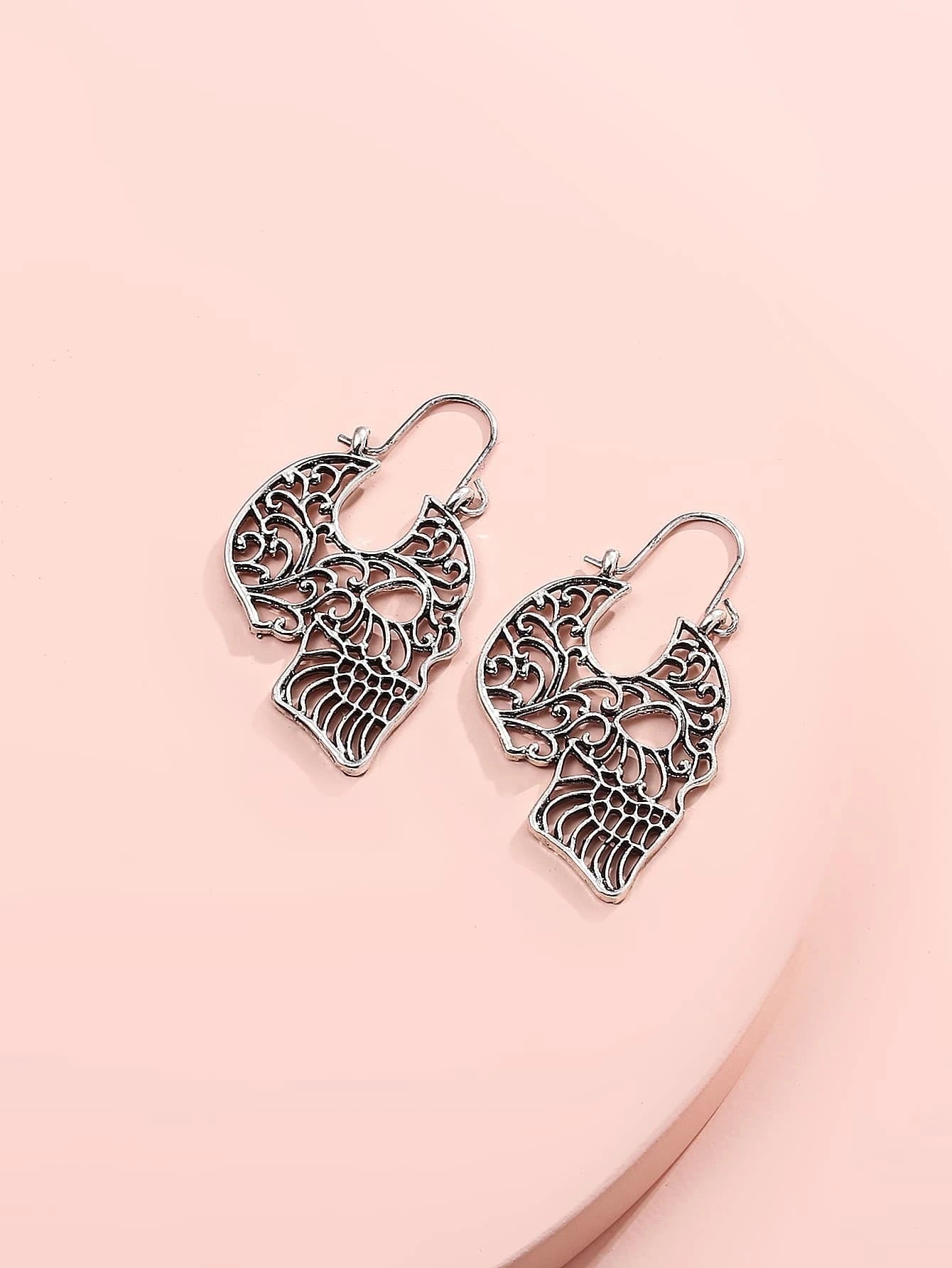 Gothic Filigree Skull Earrings