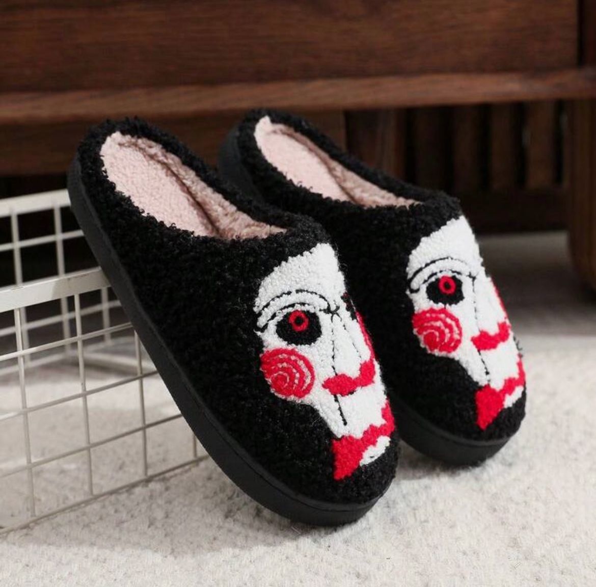 Saw Jigsaw Slippers