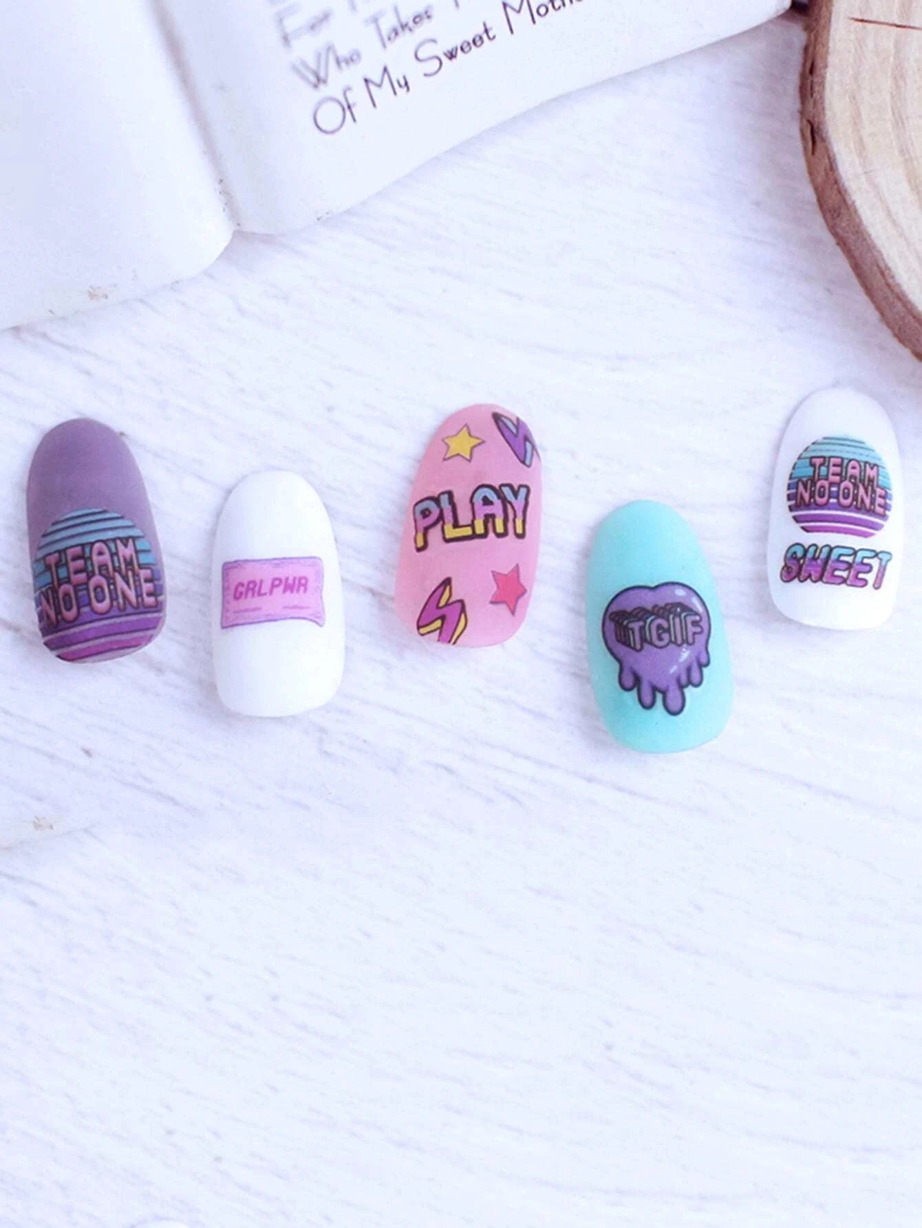 Retro Nail Art